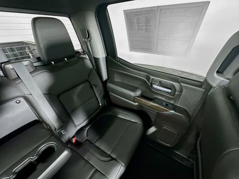 Used 2020 Chevrolet Silverado 1500 LT w/ All-Star Edition image 14