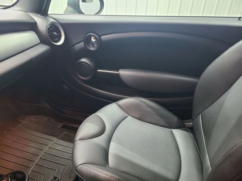 Used 2011 MINI Cooper Cooper Convertible 2D image 23
