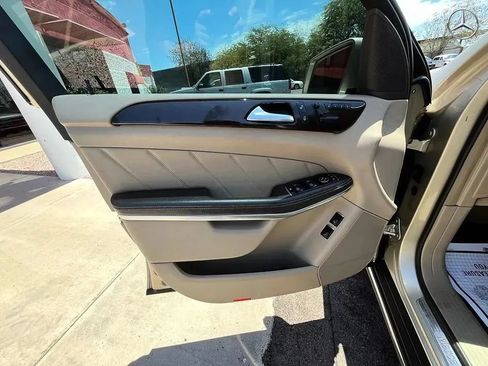 Used 2013 Mercedes-Benz GL 450 4MATIC image 10