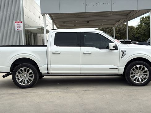 Used 2021 Ford F150 Limited image 8