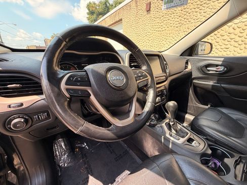 Used 2016 Jeep Cherokee Limited AWD/4WD image 15