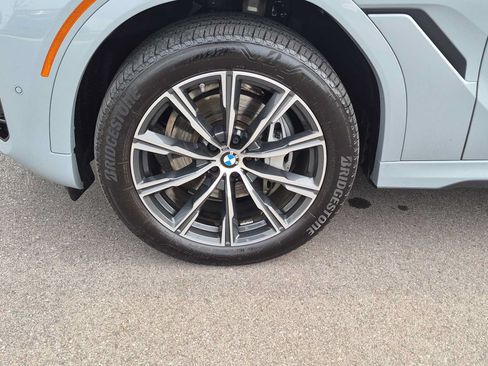Used 2025 BMW X6 xDrive40i w/ Premium Package AWD/4WD image 13