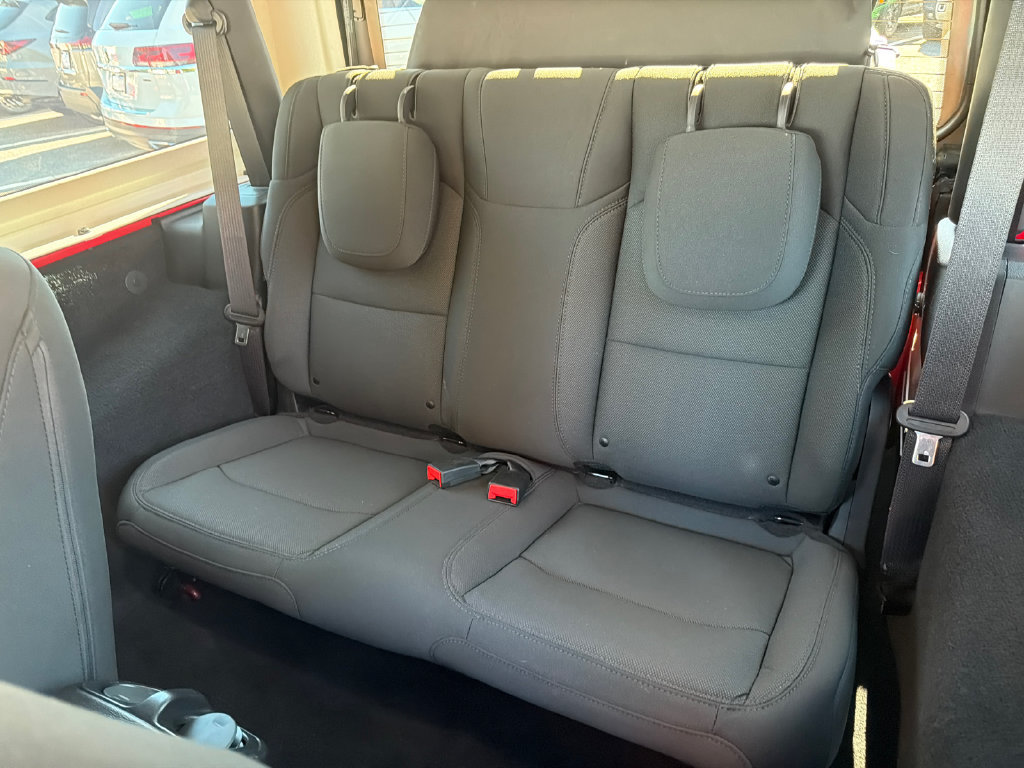 Used 2019 Jeep Wrangler Sport AWD/4WD image 19