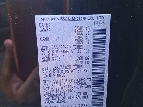 Used 2025 Nissan Murano SV AWD/4WD image 32