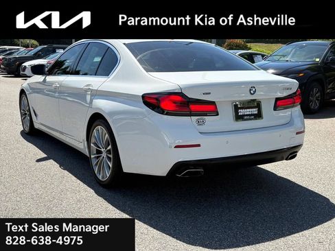 Used 2023 BMW 530i xDrive w/ Convenience Package AWD/4WD image 4