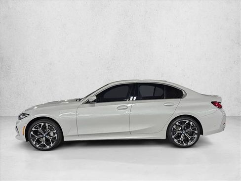 Used 2026 BMW 330i Sedan w/ Premium Package RWD image 8