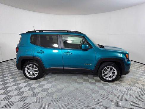 Used 2020 Jeep Renegade Latitude FWD image 4