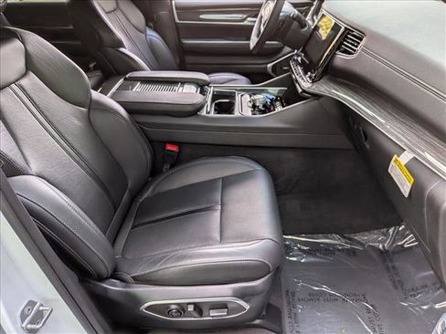 Used 2022 Jeep Wagoneer Series II w/ Premium Group I image 23