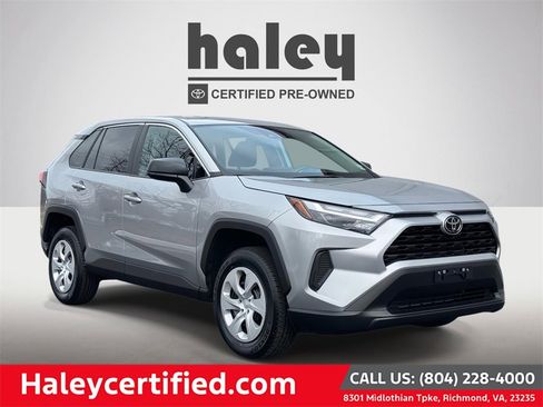 Used 2025 Toyota RAV4 LE image 1