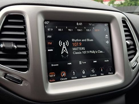 Used 2020 Jeep Compass Latitude w/ Popular Equipment Group AWD/4WD image 21