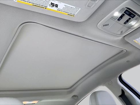 Used 2024 Chevrolet Malibu LT FWD image 14