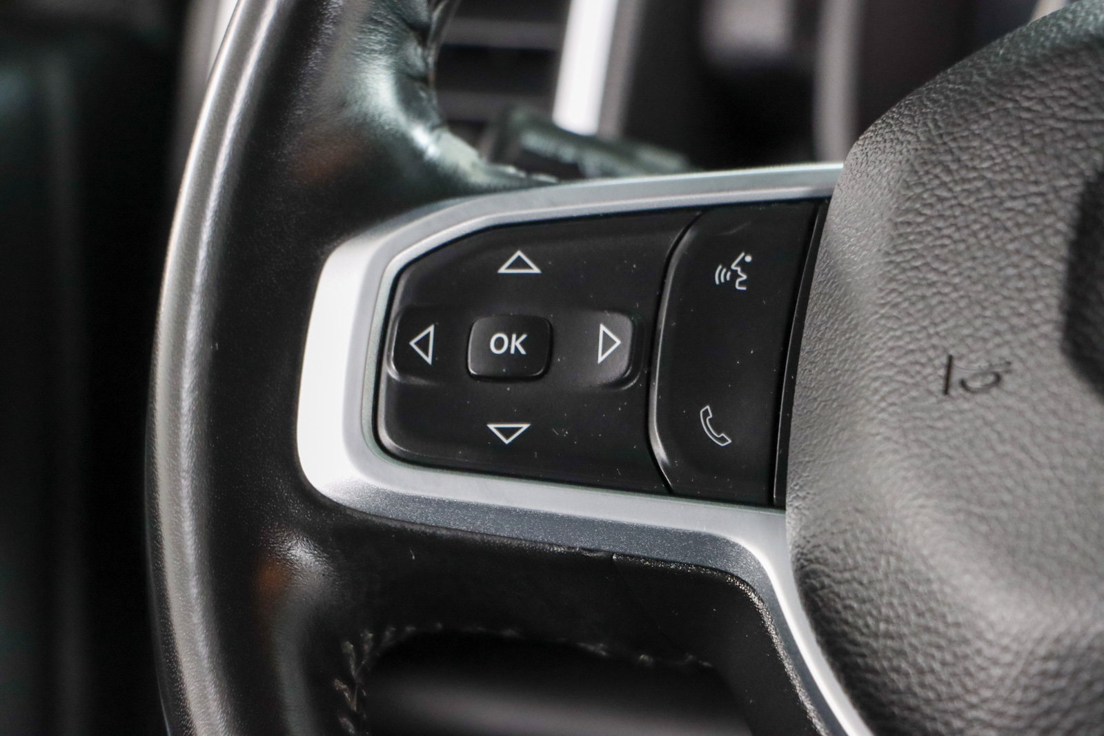 Used 2024 RAM 2500 Big Horn AWD/4WD image 14