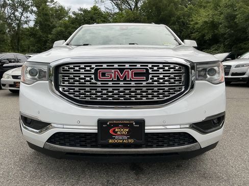 Used 2019 GMC Acadia Denali AWD/4WD image 3