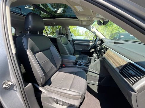Certified 2021 Volkswagen Atlas SEL AWD/4WD image 13