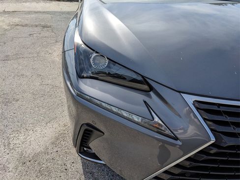 Used 2019 Lexus NX 300 FWD image 11