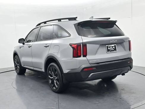 Certified 2023 Kia Sorento X-Line EX AWD/4WD image 6