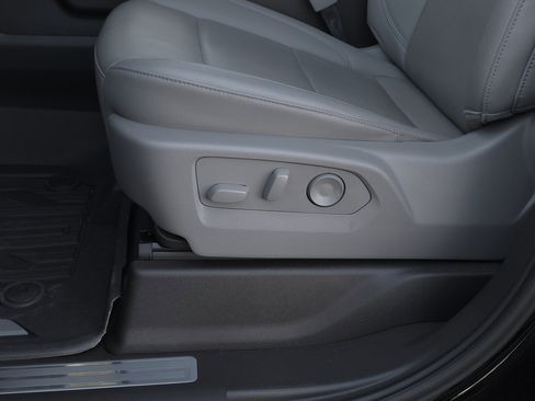 Used 2024 GMC Sierra 1500 SLT w/ SLT Premium Plus Package image 11