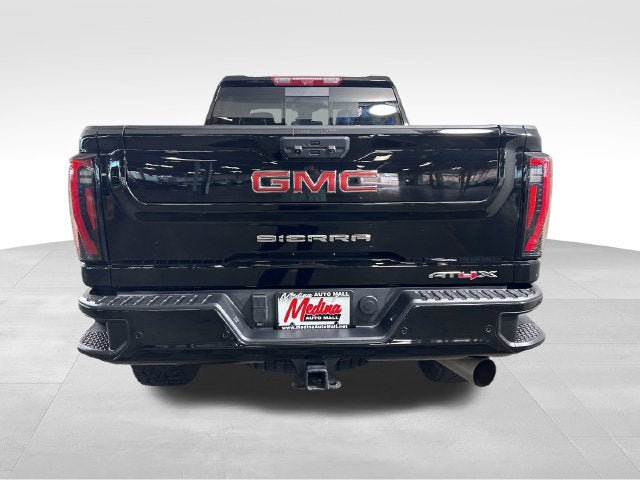 Used 2025 GMC Sierra 2500 AT4X AWD/4WD image 4