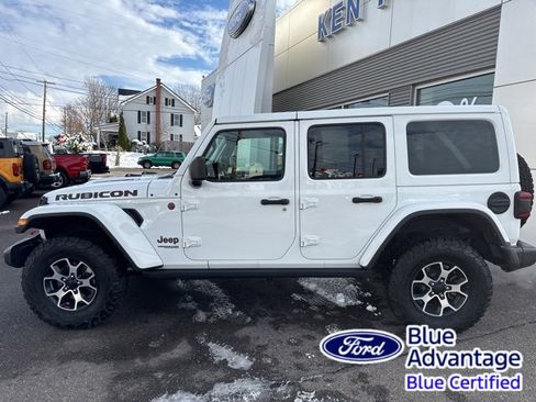Used 2022 Jeep Wrangler Unlimited Rubicon w/ Cold Weather Group image 9