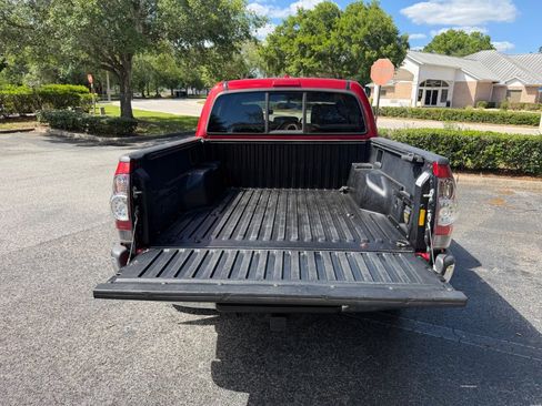Used 2010 Toyota Tacoma PreRunner image 10