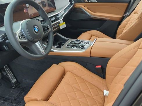 New 2026 BMW X7 xDrive40i w/ M Sport Package image 15