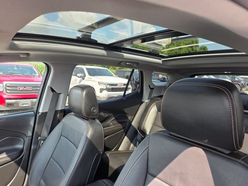 Used 2020 GMC Terrain SLT w/ Preferred Package AWD/4WD image 28