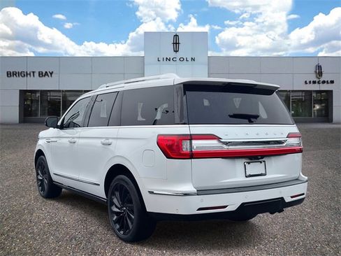 Used 2020 Lincoln Navigator Reserve w/ Equipment Group 208A Reserve image 4