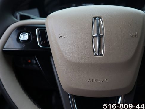Used 2022 Lincoln Corsair AWD w/ Equipment Group 101A image 15