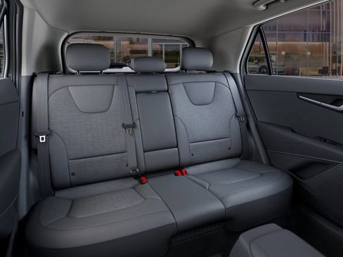 New 2025 Kia Niro SX Touring image 16