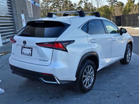 Used 2018 Lexus NX 300h AWD image 7
