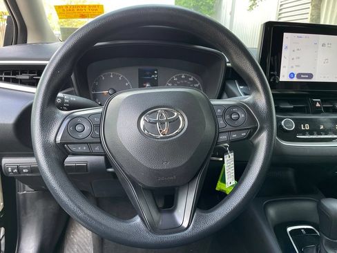 Used 2024 Toyota Corolla LE FWD image 14