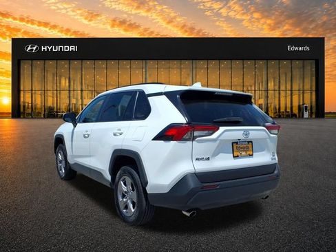 Used 2024 Toyota RAV4 XLE AWD/4WD image 10