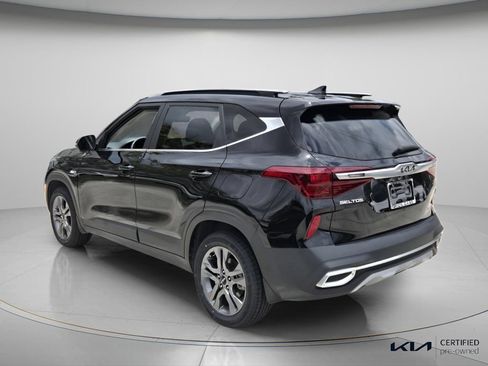 Certified 2023 Kia Seltos S w/ Navigation Package AWD/4WD image 8