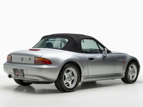 Used 1997 BMW Z3 1.9 RWD image 8