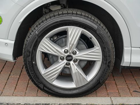 Certified 2023 Audi Q4 e-tron Premium Plus w/ Premium Plus AWD/4WD image 13
