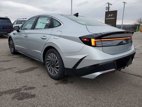 New 2026 Hyundai Sonata SEL image 3