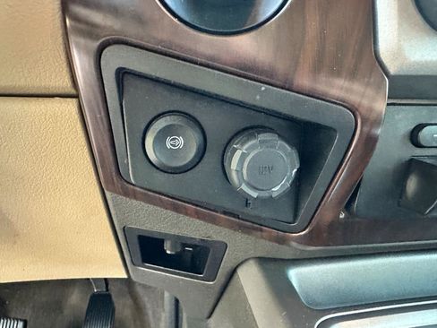 Used 2015 Ford F250 Lariat w/ Lariat Ultimate Package AWD/4WD image 40