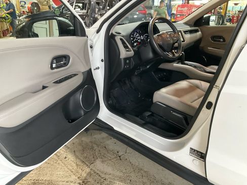 Used 2016 Honda HR-V EX-L image 29