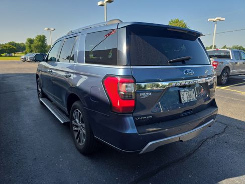 Used 2018 Ford Expedition Limited w/ Equipment Group 301A AWD/4WD image 3
