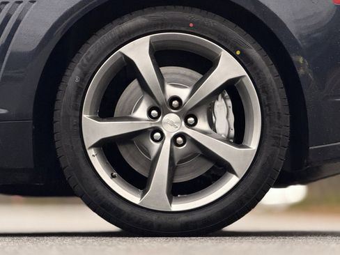 Used 2014 Chevrolet Camaro SS w/ RS Package image 19