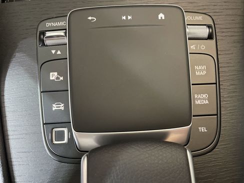 Certified 2025 Mercedes-Benz GLE 450e 4MATIC image 32