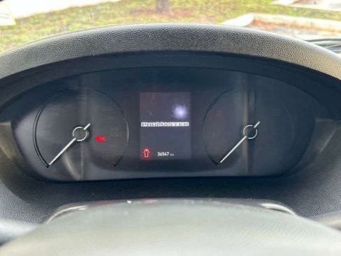 Used 2023 RAM ProMaster 2500 FWD image 17