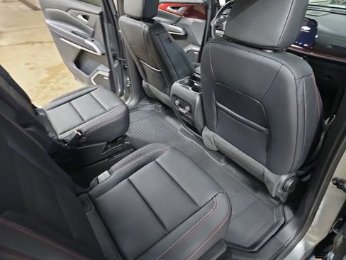 New 2026 Chevrolet Traverse Z71 w/ Enhanced Driving Package image 12