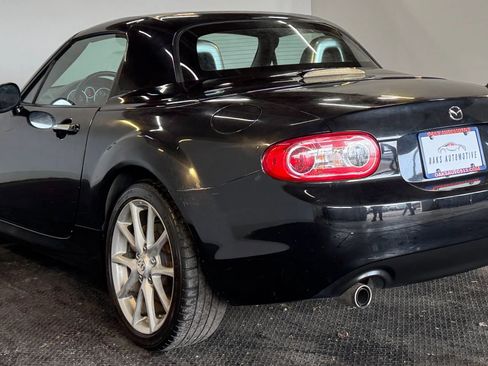 Used 2010 MAZDA MX-5 Miata Touring w/ Suspension Pkg image 5