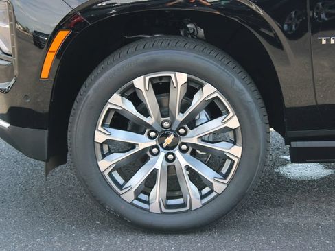 New 2026 Chevrolet Tahoe High Country AWD/4WD image 22