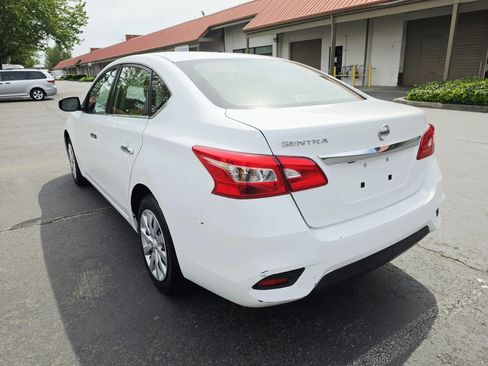 Used 2018 Nissan Sentra S FWD image 3