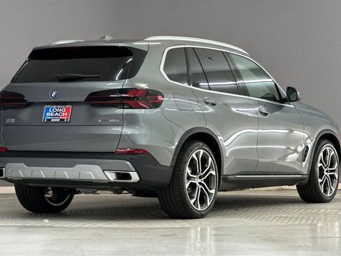 New 2026 BMW X5 xDrive50e w/ Premium Package image 8