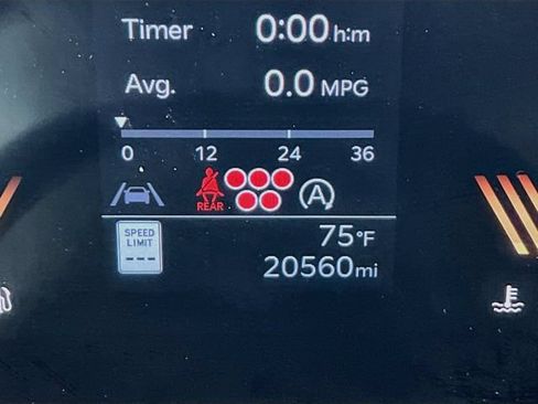 Used 2025 Kia Sorento LX FWD image 15