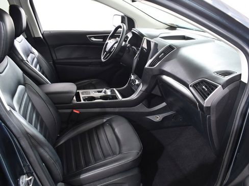 Used 2022 Ford Edge SEL w/ Convenience Package image 10