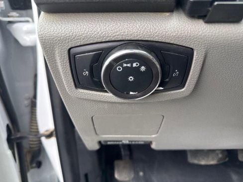 Used 2019 Ford F550 4x4 Regular Cab Super Duty image 19